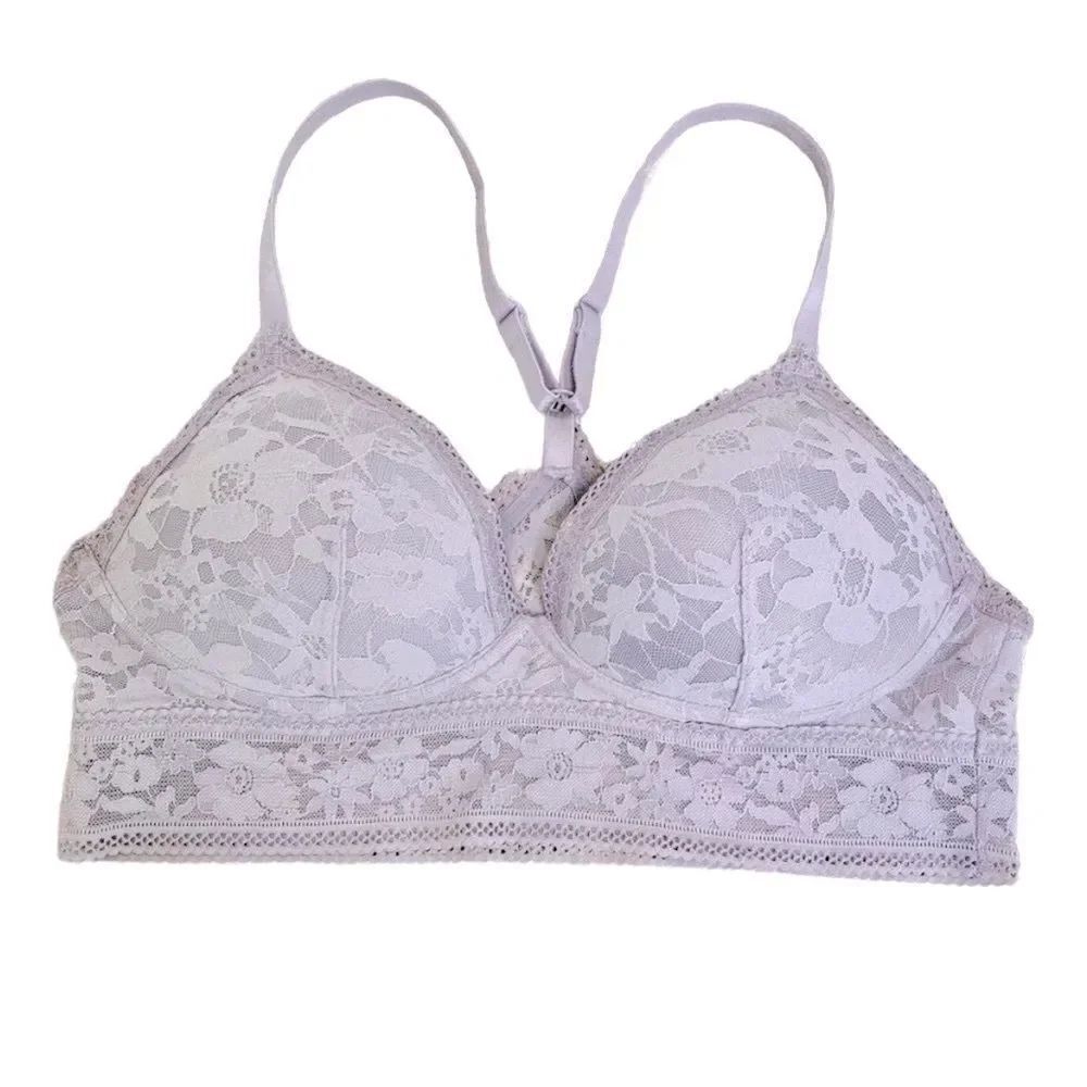 Victoria’s Secret lavender/gray lace padded bralette size large